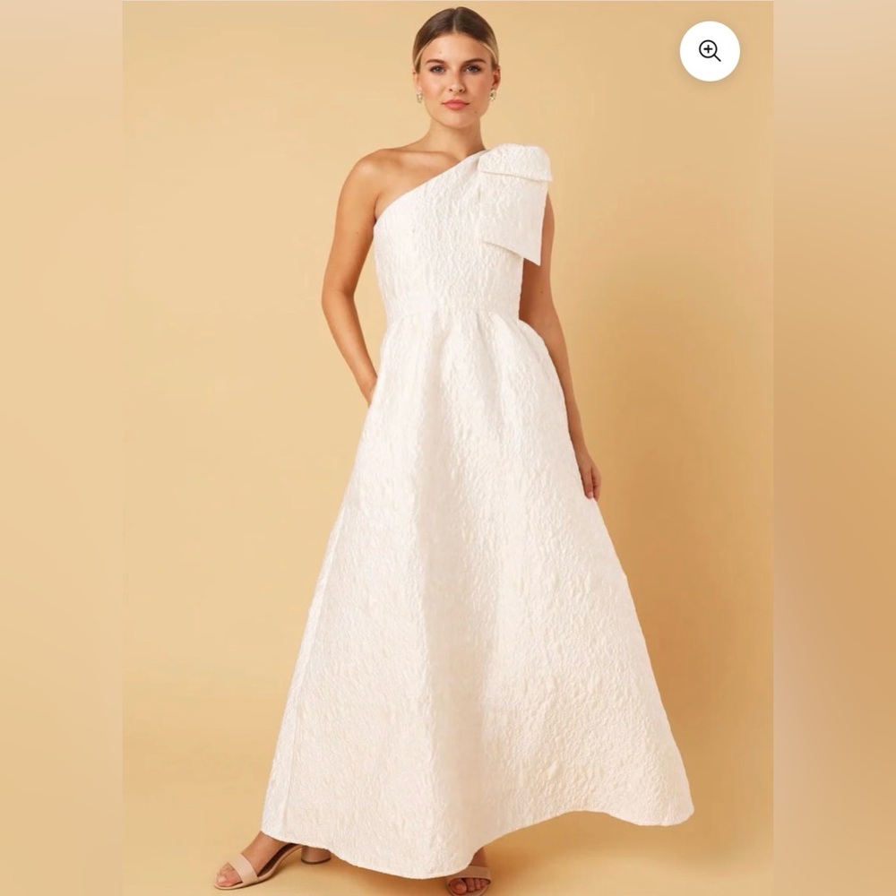 NWT Abbey Glass Caroline White One-Shoulder Bow Dress